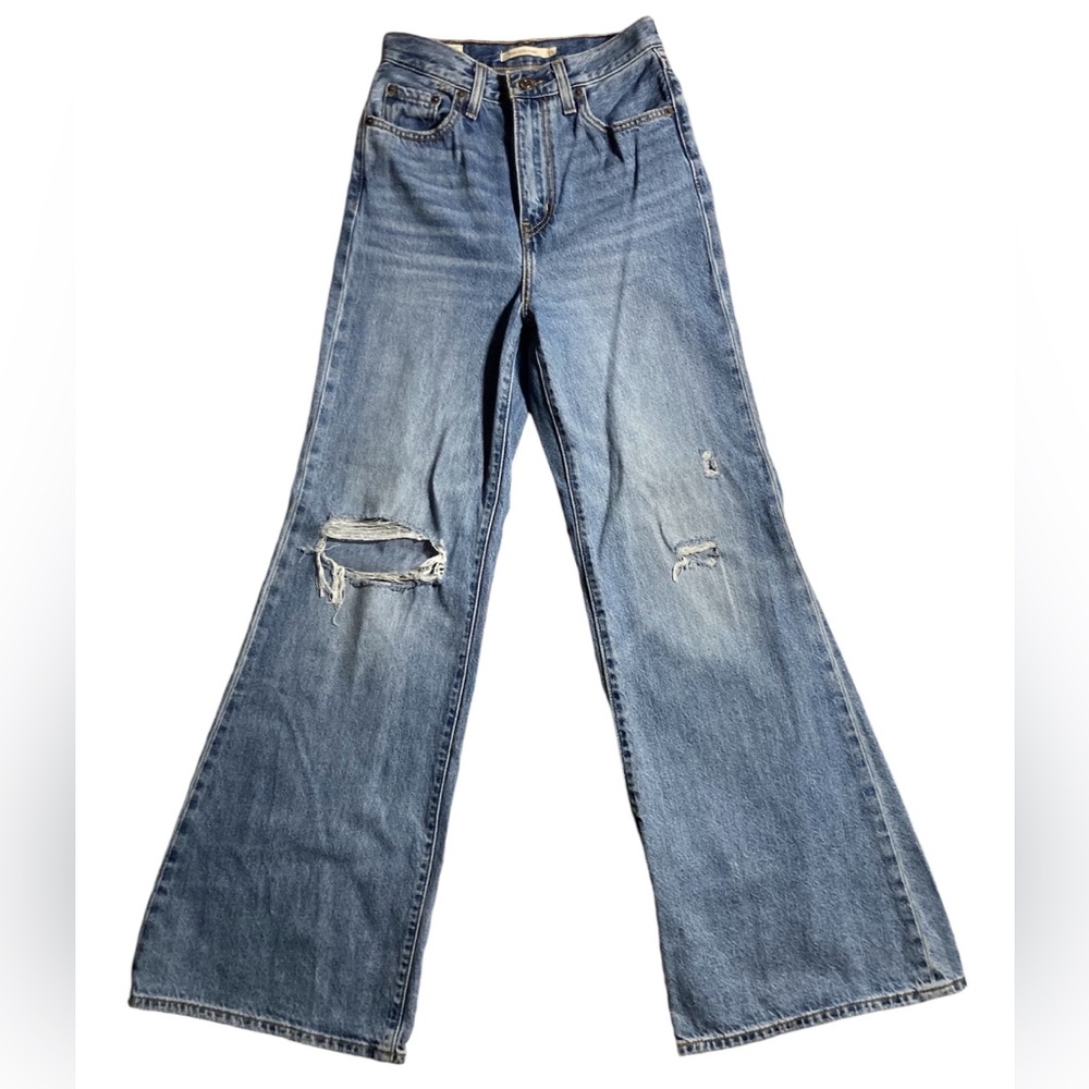 LEVIS JEANS (women’s) size 24x32